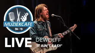DeWolff - It Ain't Easy' live bij Muziekcafé