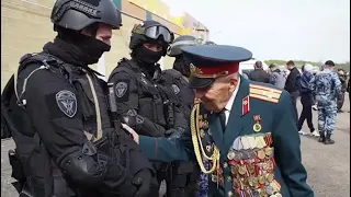 Привет с фронта: бойцы СВО поздравили белгородского ветерана с Днём Победы