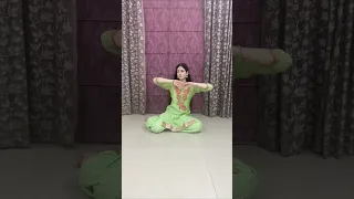 Mehandi hai rachne wali