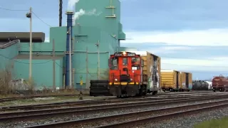 [HD] CN 7304 Switching Plus The Amtrak maple leaf, Hamilton, ON