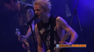 SUM 41 - Pieces @ Festival d'Été de Québec - 2018-07-15 FEQ