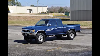 1990 Toyota Tacoma - SR5 - Xtra Cab - 4x4 - Automatic - 3.0 V6 - All Original