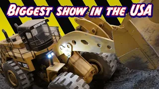 Nerd out at the Biggest RC construction show in the US #Cabinfever #rcexcavator #rctruck