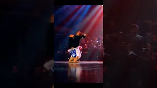 Bboy Lilou The Genius !🔥🤯 #short #shorts #dance #breakdance #viral #new #bboy #sports #hiphop