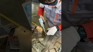 1500w Hand held laser welding machine welding Stainless steel.