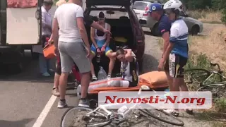 Видео Новости-N: Под Николаевом автомобиль врезался в группу детей-велосипедистов