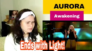 AURORA "AWAKENING" - ORDINARY SINGER REACT