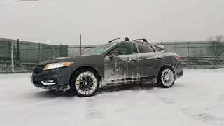 Honda Crosstour - Snow Time Fun