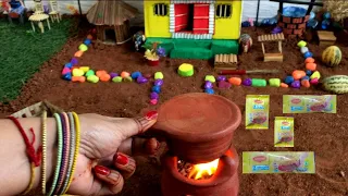 World Smallest Miniature Maggi। दुनिया की सबसे छोटी मैगी पैकेट से बनाए मैगी😋।Mini kitchen real food।