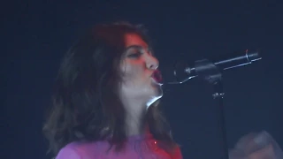 Lorde - Royals - Live In Paris 2017