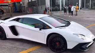 lamborghini svj e lamborghini huracan performante e porscha gt2 rs e porscha GT3 acelerando