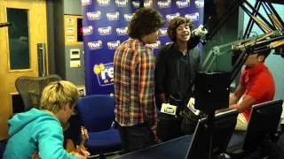 One Direction - What Makes You Beautiful LIVE at Real Radio