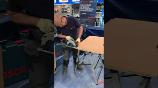 A Quick Overview & Demo of the Bosch GKS 18V-57 G Circular Saw