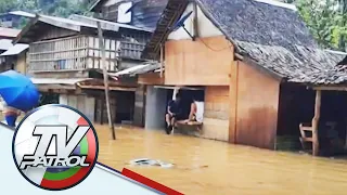 Ilang lugar sa Eastern Samar binaha dahil sa mga pag-ulan | TV Patrol