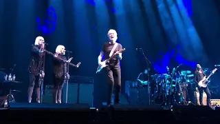 roger waters us+them - live in moscow 2018 - welcome to the machine