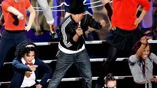 Pharrell Performs "Happy" at Oscars 2014 Dances with Lupita Nyong'o and Jamie Foxx!