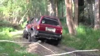 Hilux Surf Playing At The Waimak,4X4