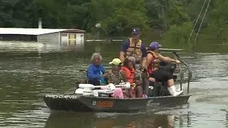 More than 20,000 rescued in deadly Louisiana flooding