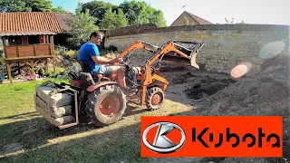 Micro tracteur Kubota B7001 et chargeur frontal / Installation piscine hors sol