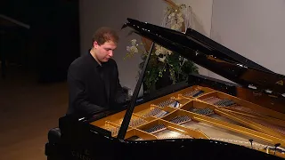 Rachmaninoff: Prelude Op. 32 Nr. 12 | Bechstein Young Professionals presenting Zhora Sargsyan