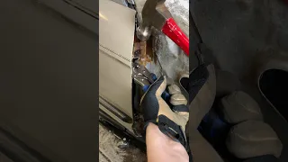 Remove Stuck BMW e30 Door Hinge Pins