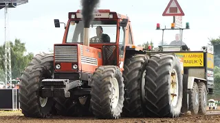 Fiat 1580 Turbo DT on the run in the front of the sledge during different Tractor Pulling Events