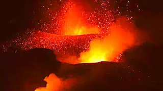 HUGE NIGHT INFERNO OF THOUSAND FIRES (Oct. 20 2021) - LA PALMA's VOLCANO ERUPTION