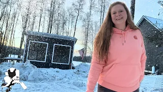 Home Alone in an Alaskan Winter: Snowy Homesteading Adventures in Off-Grid Alaska