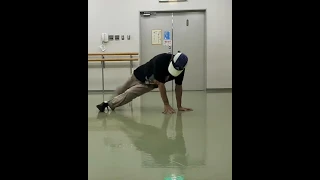 Breakdance Footwork Dictionary 1: Circular Footwork ブレイクダンスフットワーク集1: 円形フットワーク by Jerry Very Much