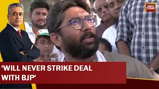 Jignesh Mevani Taunts Hardik Patel & Ex-Congress Leaders Jumping Ship To BJP