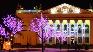 Во Дворце культуры им. Гагарина идут последние приготовления к новогодним сказкам