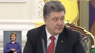 Розмістити миротворців на Донбасі запропонував Петро Порошенко