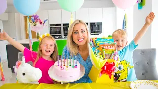 Gaby and Alex are prepare Birthday Surprise for Mama