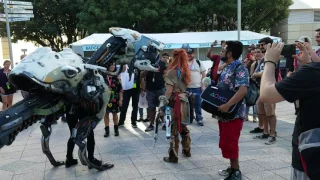 E3 2017 - Horizon Zero Dawn Cosplay