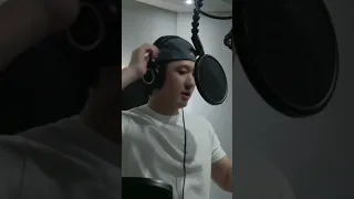 Changbin's voice cracking during S-Class Recording