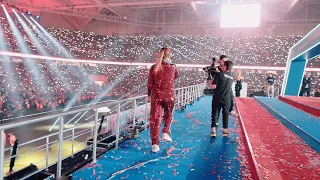 Demet Akalın - Kulüp ( Trabzonspor Şampiyonluk Kutlamaları ) Sahne çekimi HD