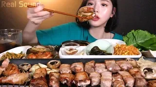 SUB[광고]짚불 통삼겹살 먹방 쌈 싸먹고 흰쌀밥에 된장찌개까지 집밥먹방 리얼사운드 pork belly Mukbang samgyeopsal thịt ba chỉ. サムギョプサル