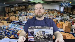 MBK unboxing #590 - 1:35 US Army Heavy Type II Skid Steer Loader M400T (Gecko 35GM0010)