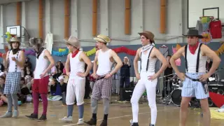 Männerballett: "Schuh des Manitu"-Tanz an Fasching 2010 in Teltow