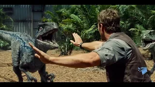 кормление динозавров сцена / Jurassic World 2015