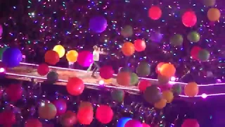 Viva la vida/Adventure of a lifetime - Coldplay -  Brasil (São Paulo, 07/11/2017)