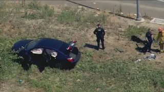 Officers shoot suspect following pursuit that ended off the 5 Freeway in Pacoima