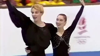 Maya Usova and Alexander Zhulin - 1992 Albertville Olympics Exhibition - "A Paris", "Autumn Leaves"