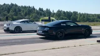 Nissan GT-R R35 vs 2017 Ford Mustang GT 5.0 Supercharged 1/4 mile drag race