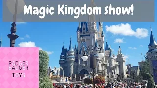 Disney World - Magic Kingdom, Florida introducing Elsa, Anna, Olaf, Minnie, and Mickey
