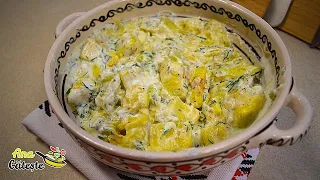Salata de dovlecei cu usturoi copt. Fără prăjeli sau maioneză!