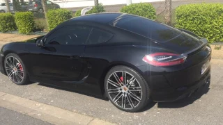 Essai filmé d'une Porsche Cayman GTS - En vente aux enchères