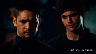 Malec scene in 3x10 + "Find you"