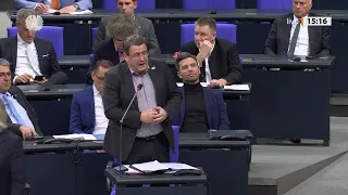 Stephan Brandner zitiert Bundeskanzler an seinen Arbeitsplatz