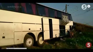 Автобус з українцями потрапив у ДТП в Румунії: є постраждалі